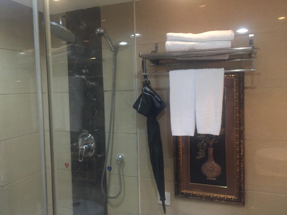 อี้เล่อ โฮเต็ล Hotel กวางโจว ภายนอก รูปภาพ
