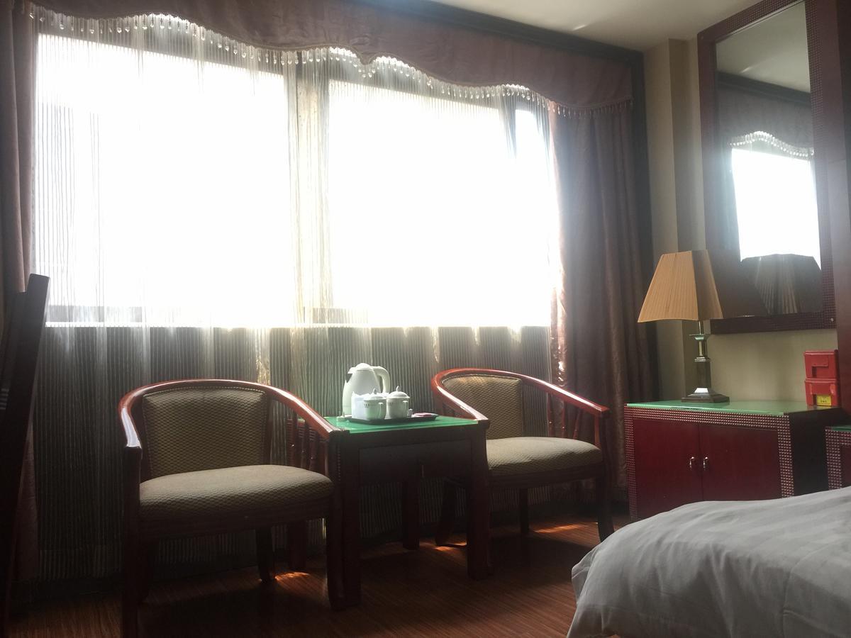 อี้เล่อ โฮเต็ล Hotel กวางโจว ภายนอก รูปภาพ