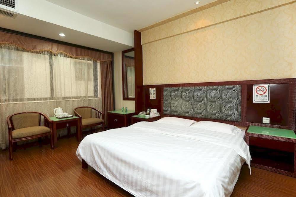 อี้เล่อ โฮเต็ล Hotel กวางโจว ภายนอก รูปภาพ